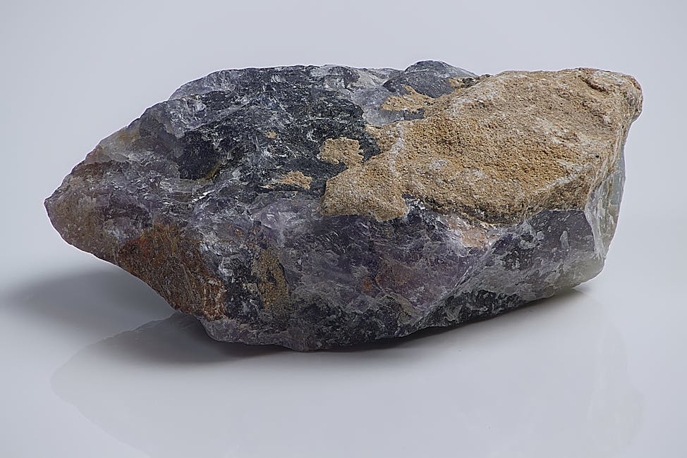 Rockhounding in Texas 2026: Best Sites, Topaz & Where to Go